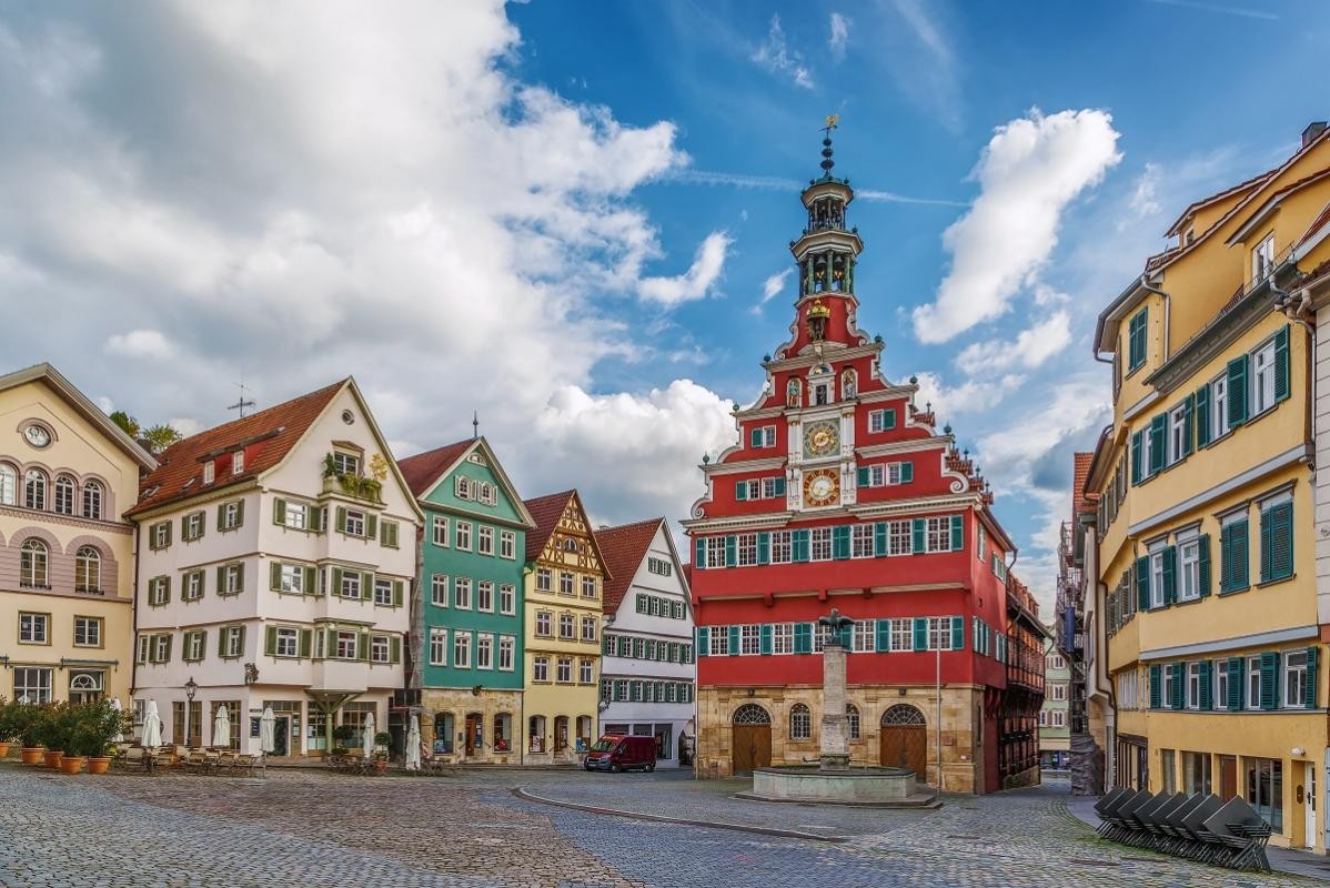 Rathausplatz mit Altem Rathaus