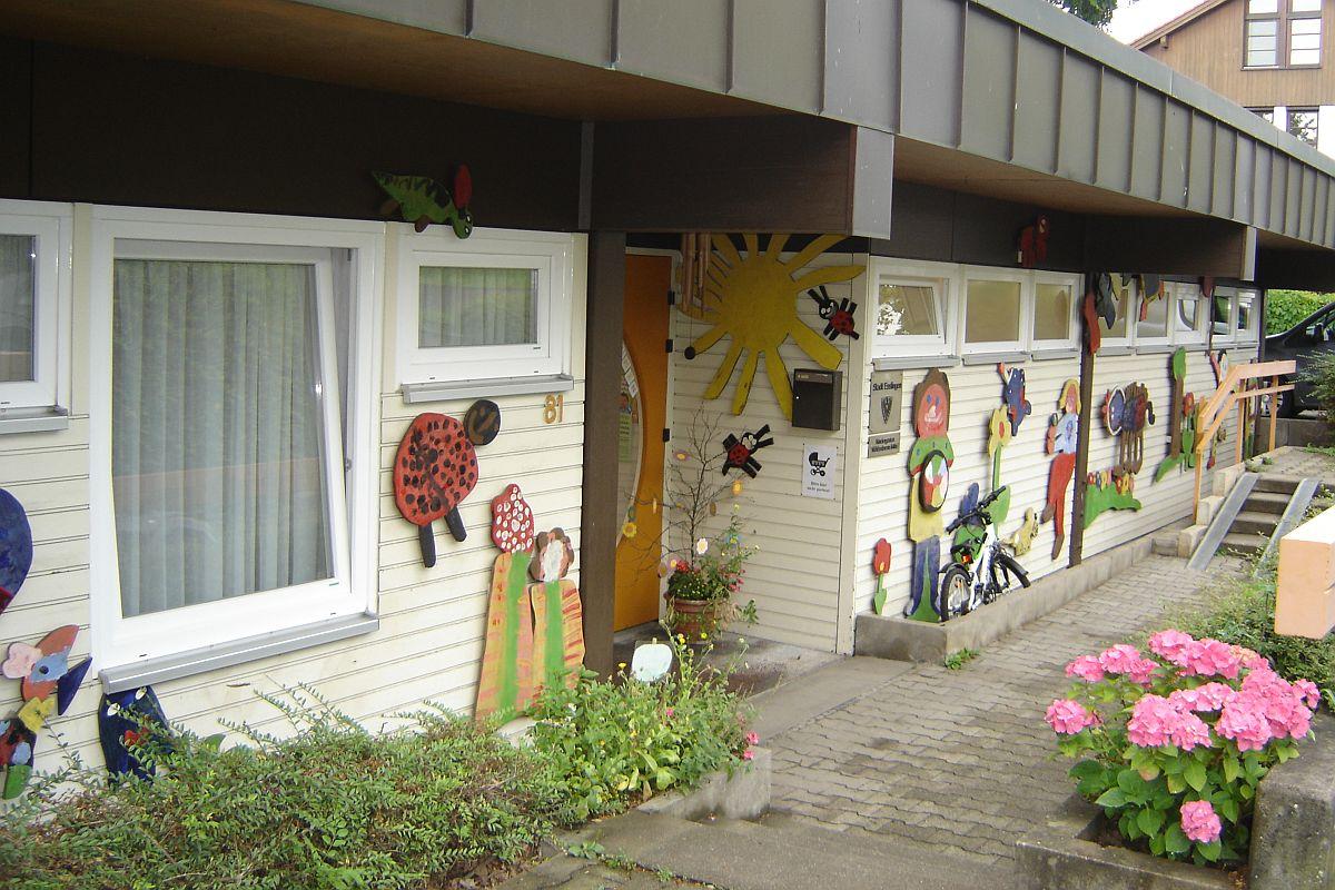 Eingangstüre der städtischen Kindertageseinrichtung Talstraße