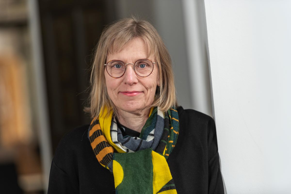 Dr. Claudia Mohn Dr. Claudia Mohn